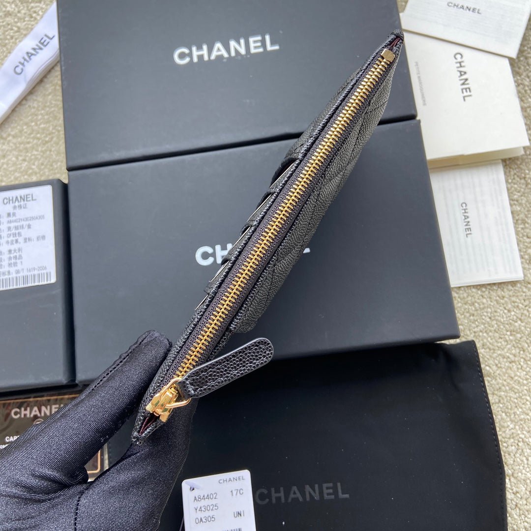 CO-CO Chanel Phone Wallet & Card Holder With Gold Hardware 20cm