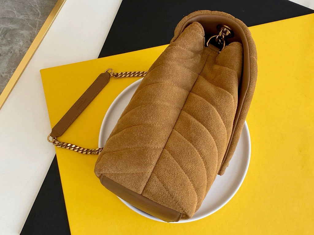 Saint Laurent Loulou Medium Chain Bag With Gold Hardware 31cm