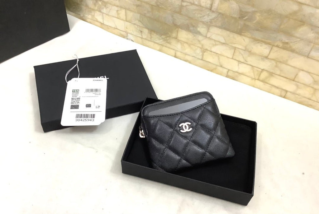 CO-CO Chanel Card Holder With Silver Hardware 19cm