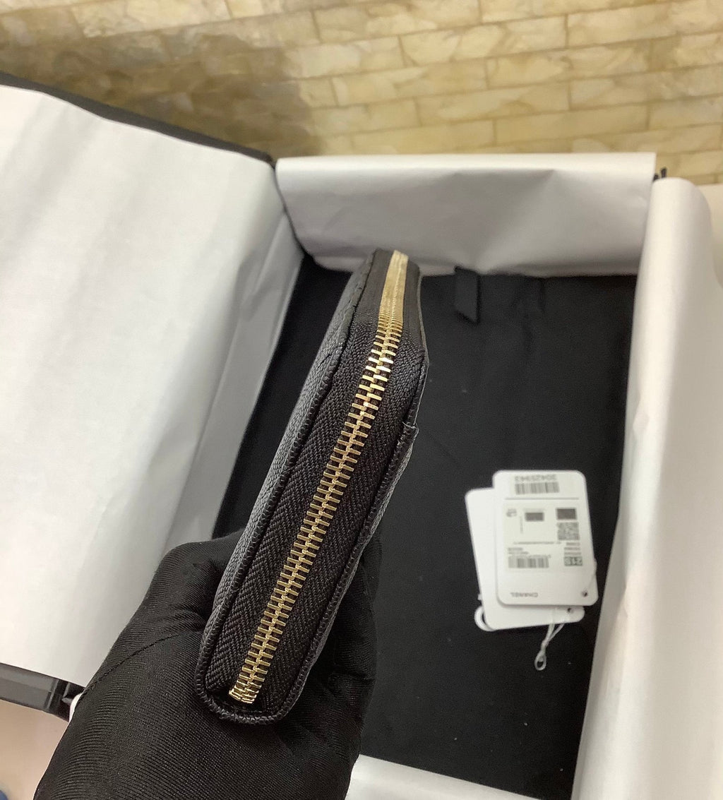 CO-CO Chanel Long Wallet With Gold Hardware 19cm