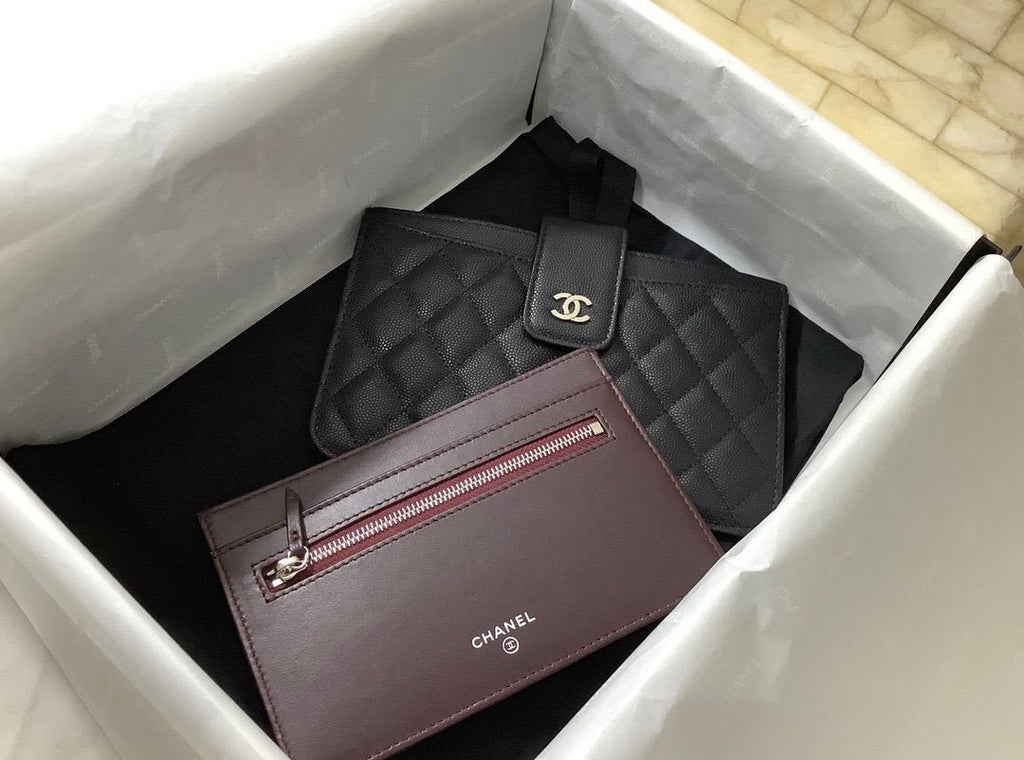CO-CO Chanel Clutch With Silver Hardware 19cm