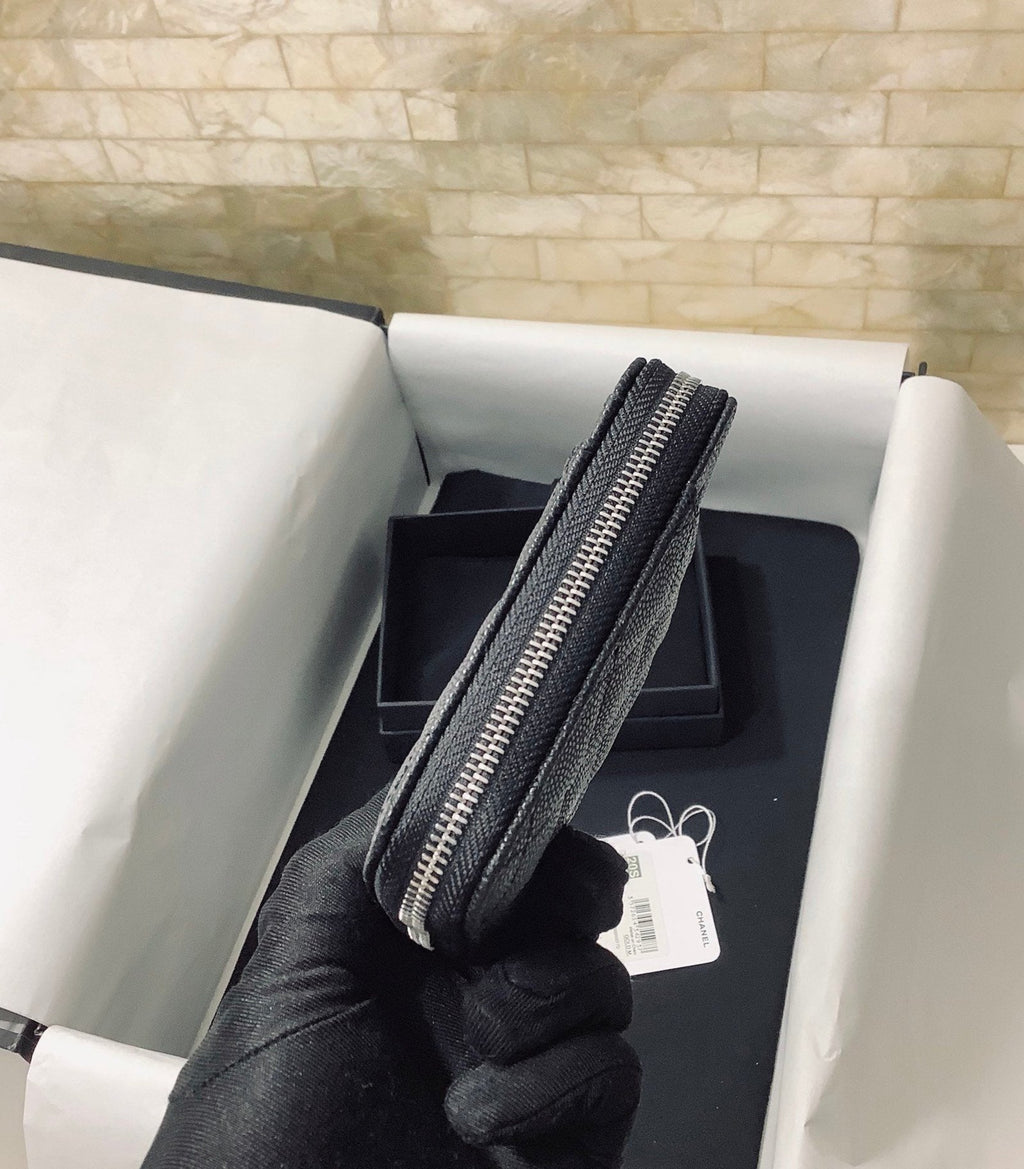 CO-CO Chanel Card Holder With Silver Hardware 11cm