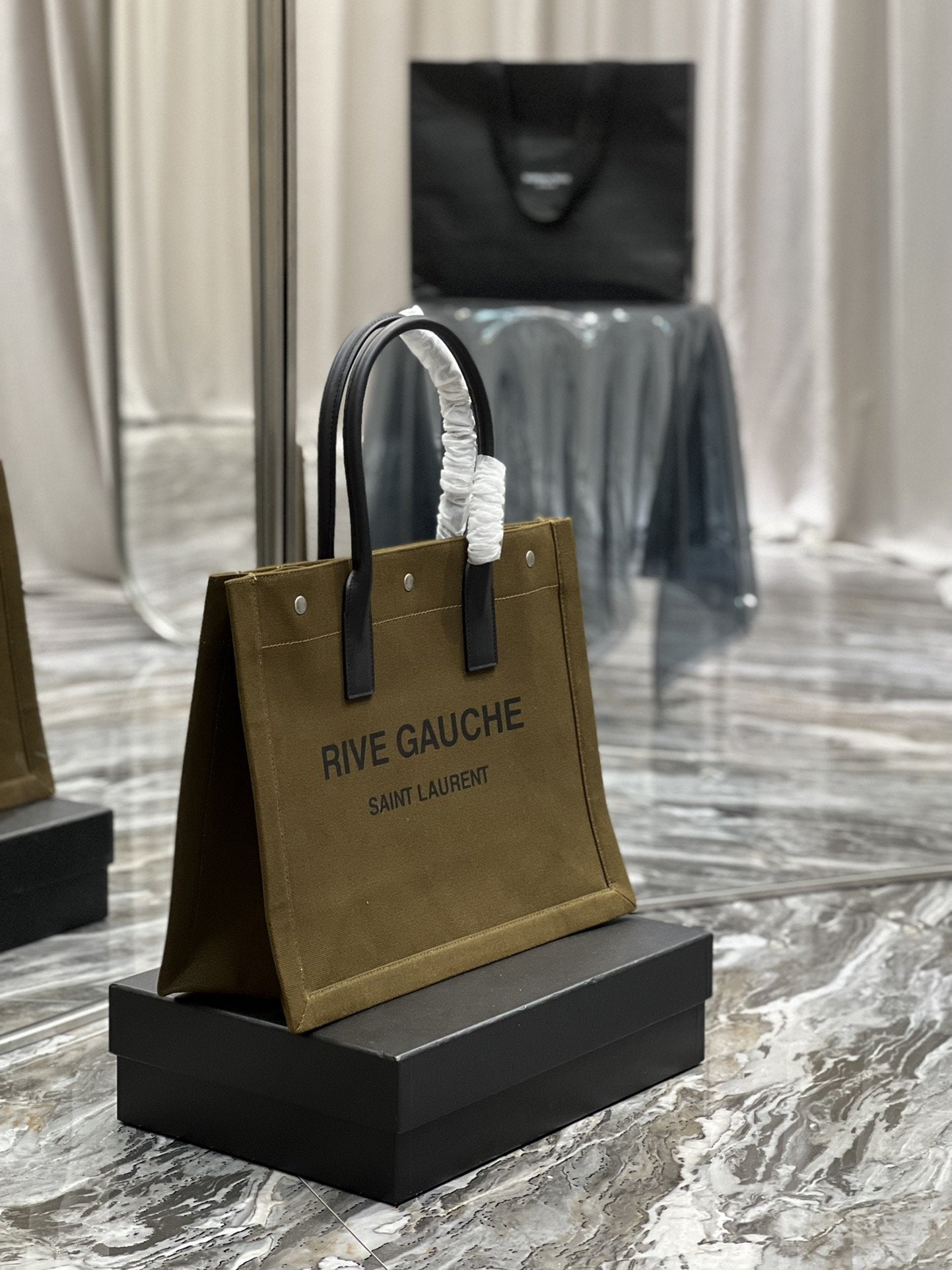 Saint Laurent Rive Gauche Tote Bag 39cm