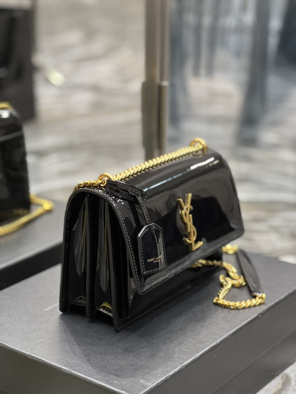Saint Laurent Sunset Medium Chain Bag 22cm