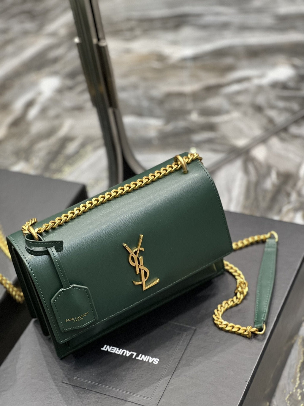 Saint Laurent Sunset Medium Chain Bag 22cm