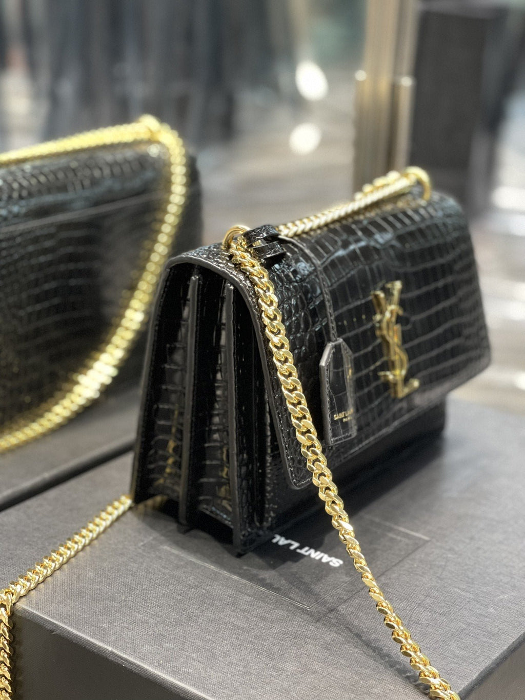 Saint Laurent Sunset Medium Chain Bag 22cm
