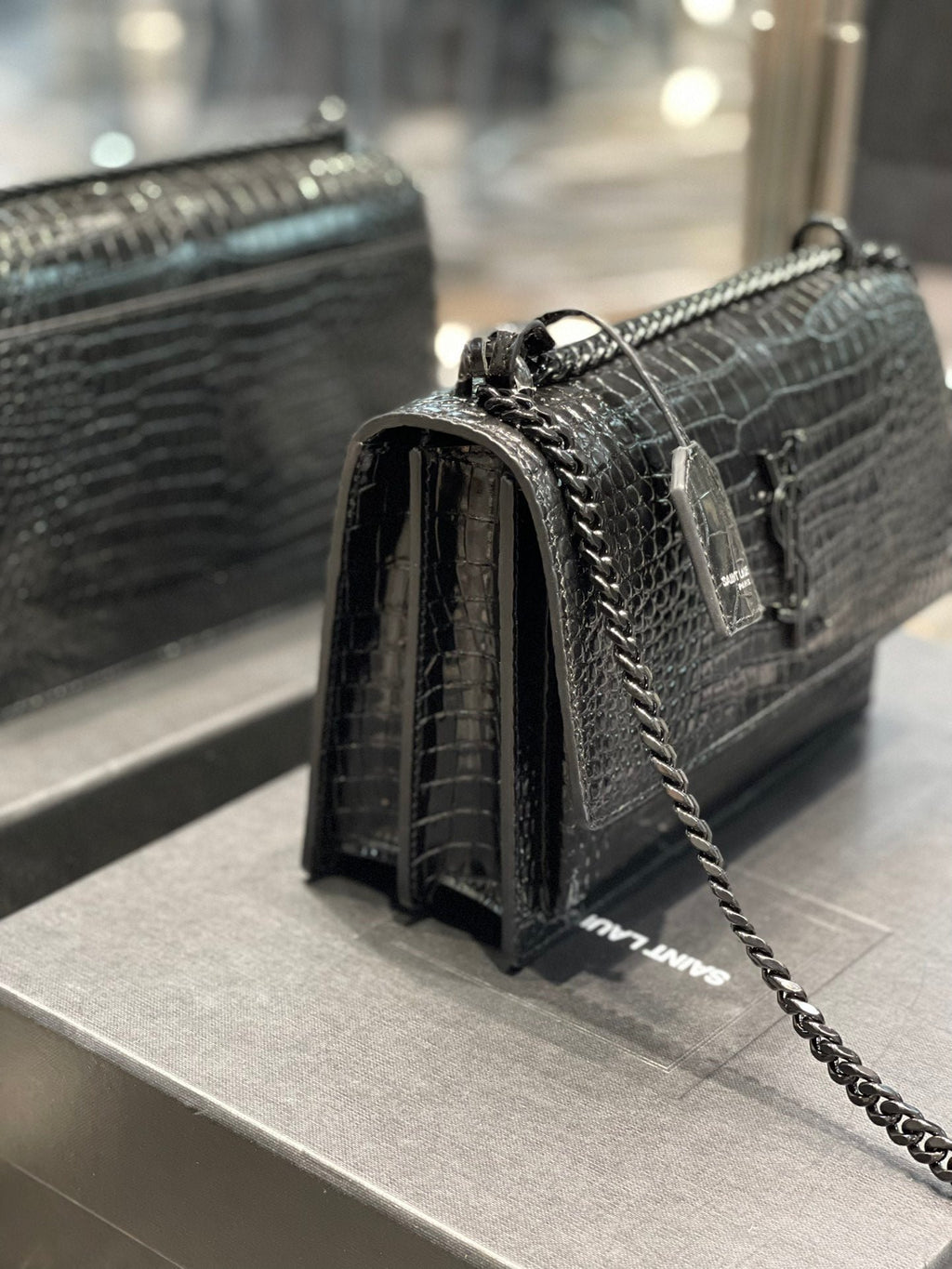 Saint Laurent Sunset Medium Chain Bag 22cm