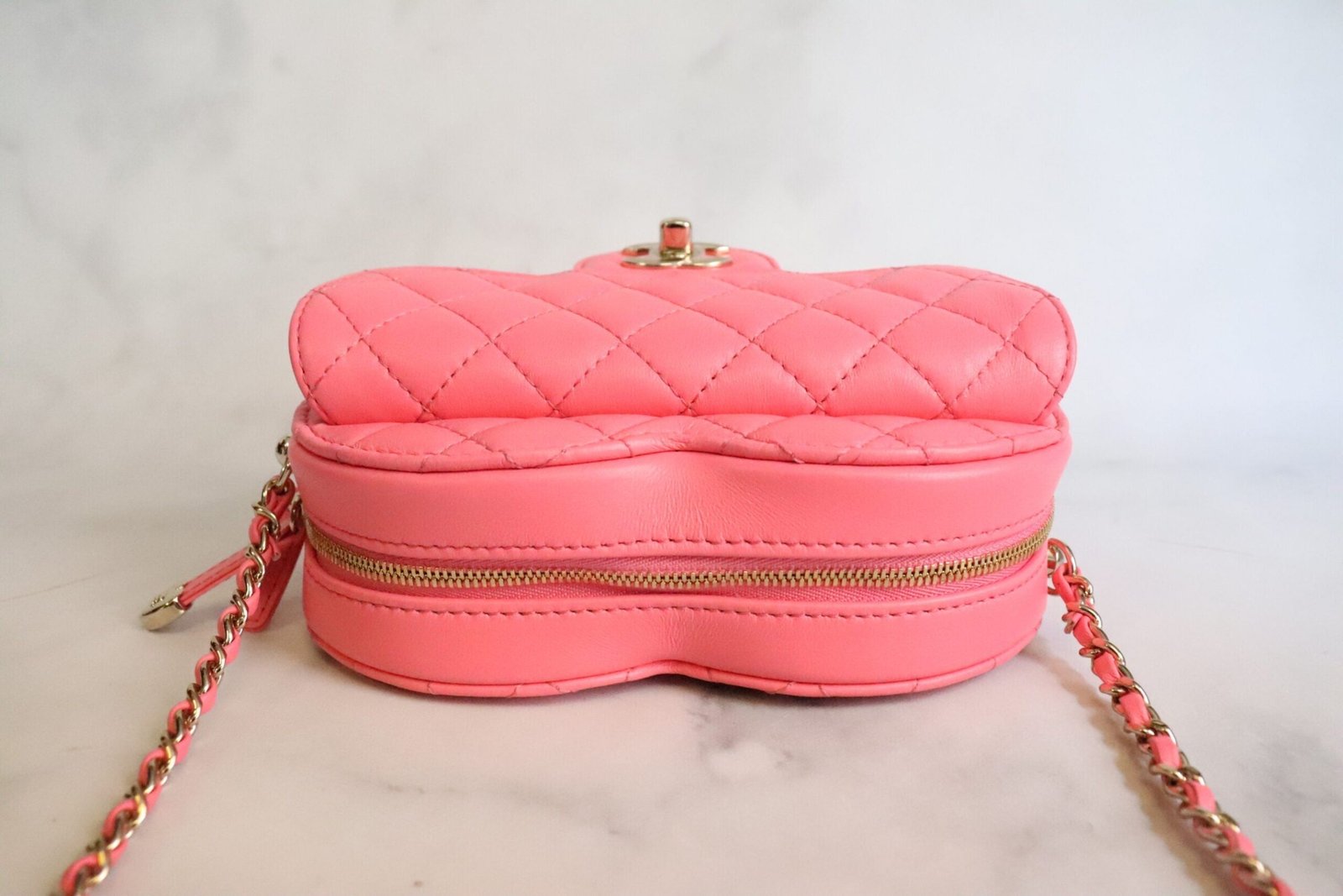 Chanel Mini Heartbag AS3191 16.5cm Pink