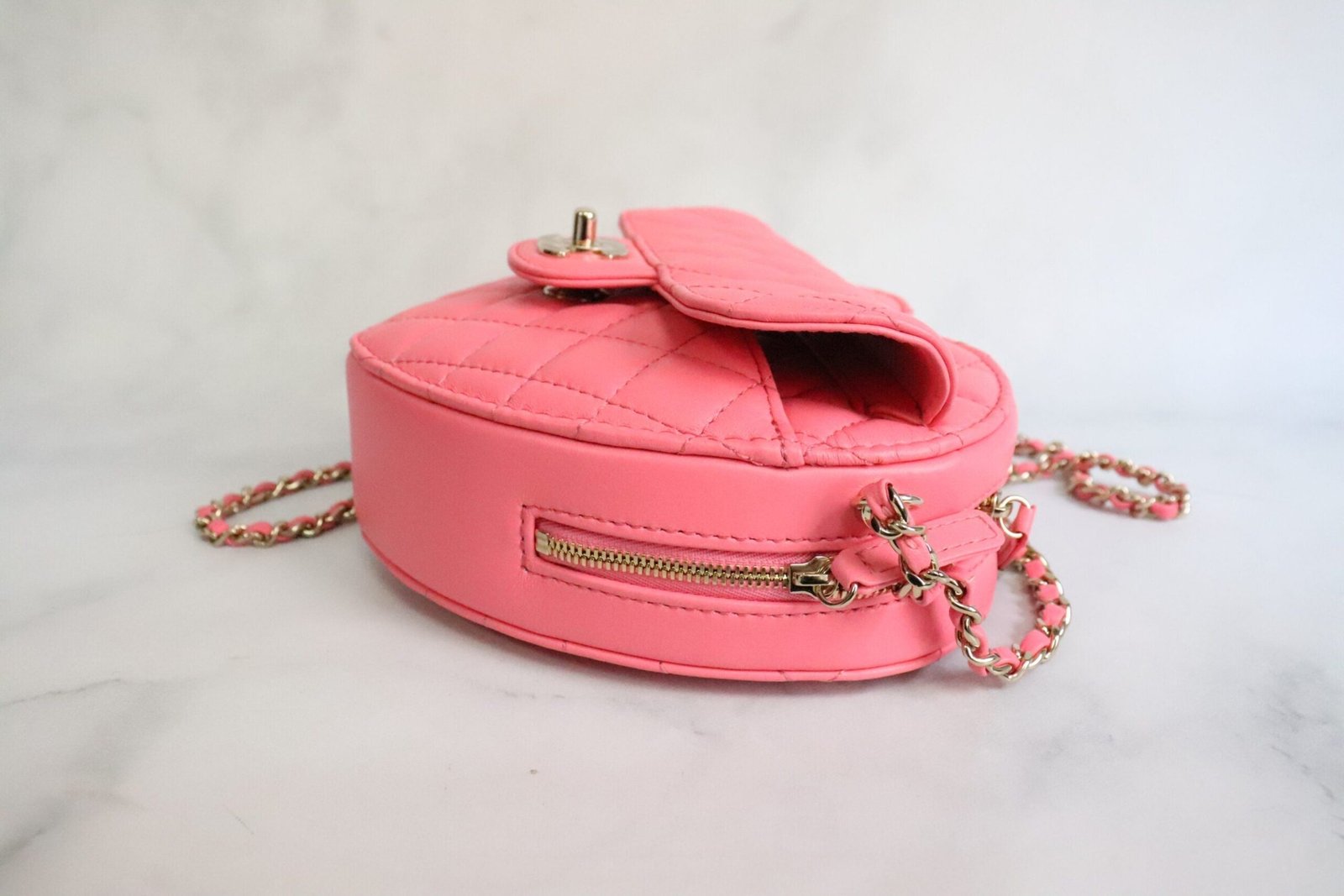 Chanel Mini Heartbag AS3191 16.5cm Pink