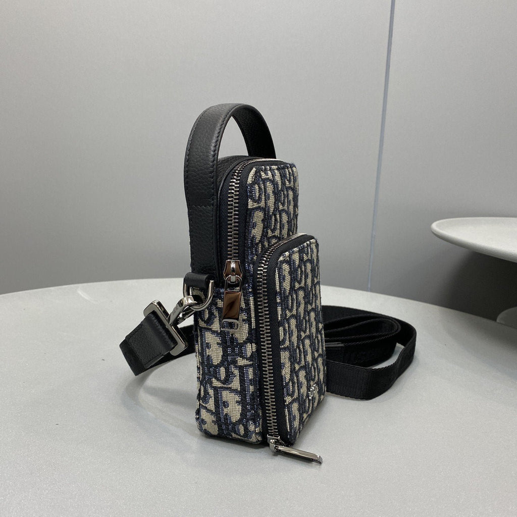 Christian Dior Black Handle Bag 18cm