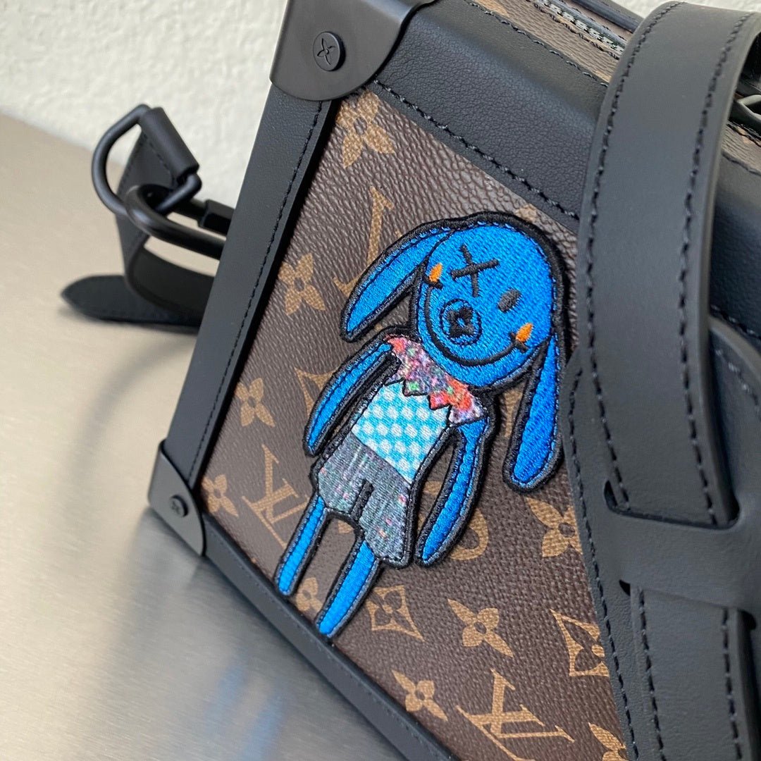 Louis Vuitton Zoooom With Friends Bag 25cm Brown