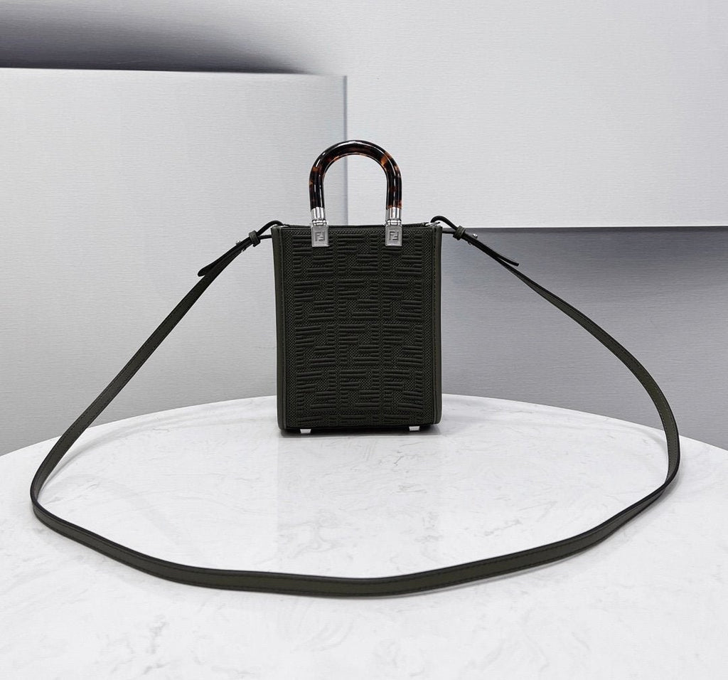 Fendi Mini Sunshine Shopper 18cm
