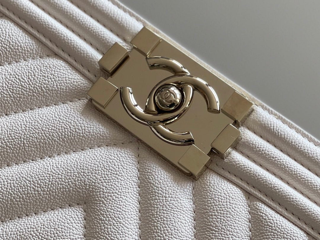 Chanel Mini Classic Flapbag 20cm White