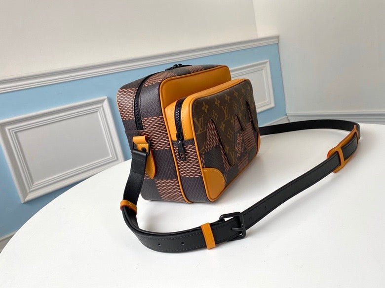 Louis Vuitton Nil Slim 27cm Monogram New Collection