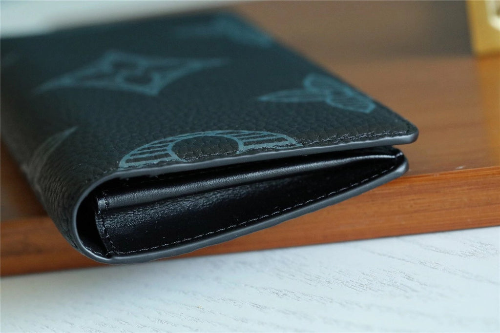 Louis Vuitton Brazza Wallet 19cm