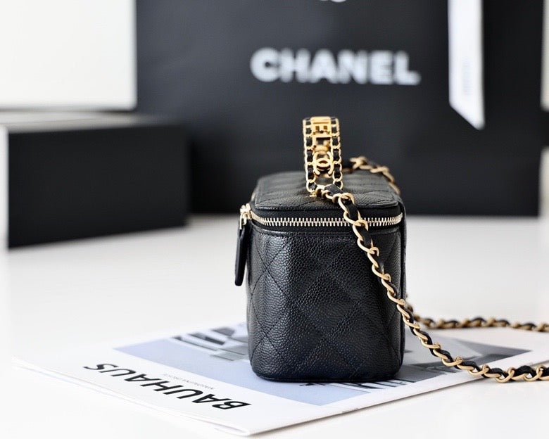 Chanel Small Vanity Bag 17cm Black