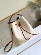 Louis Vuitton Crossbody Bags 26cm White