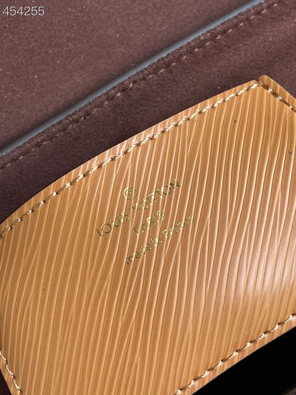Louis Vuitton Twist MM Bag 23cm Epi Canvas Leather Spring/Summer Collection M57506, Gold Honey