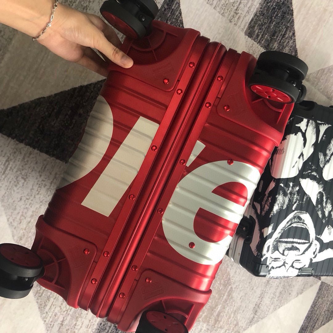 Louis Vuitton x Supreme Rolling Vali In Red 26 Inch