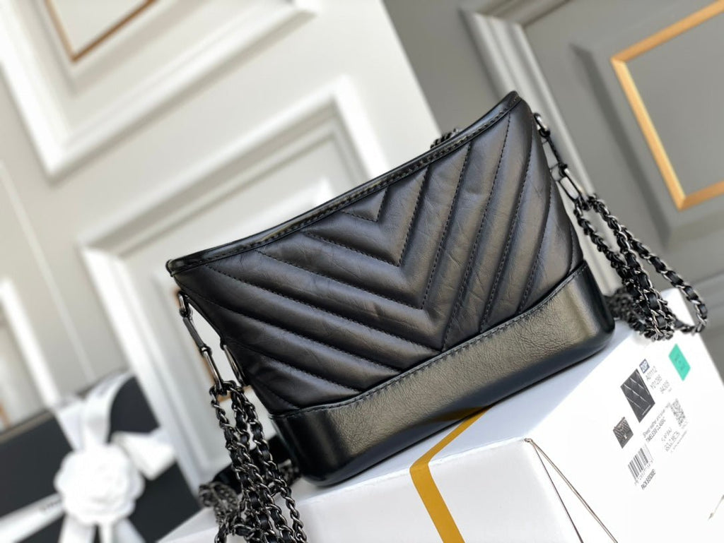 Chanel CO-CO Gabrielle Hobobag 20cm Black