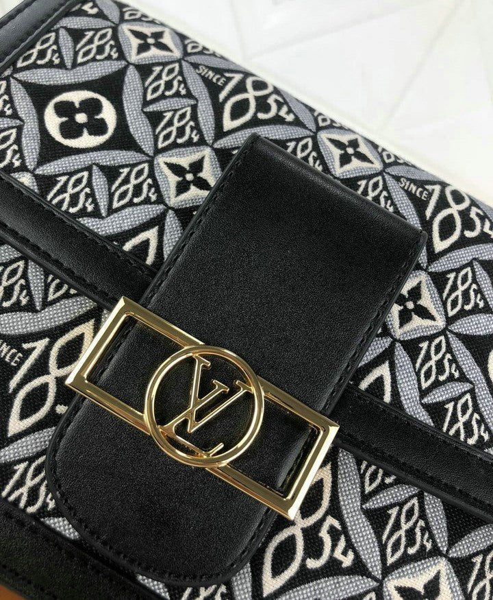 Louis Vuitton Dauphine Chain 25cm Black