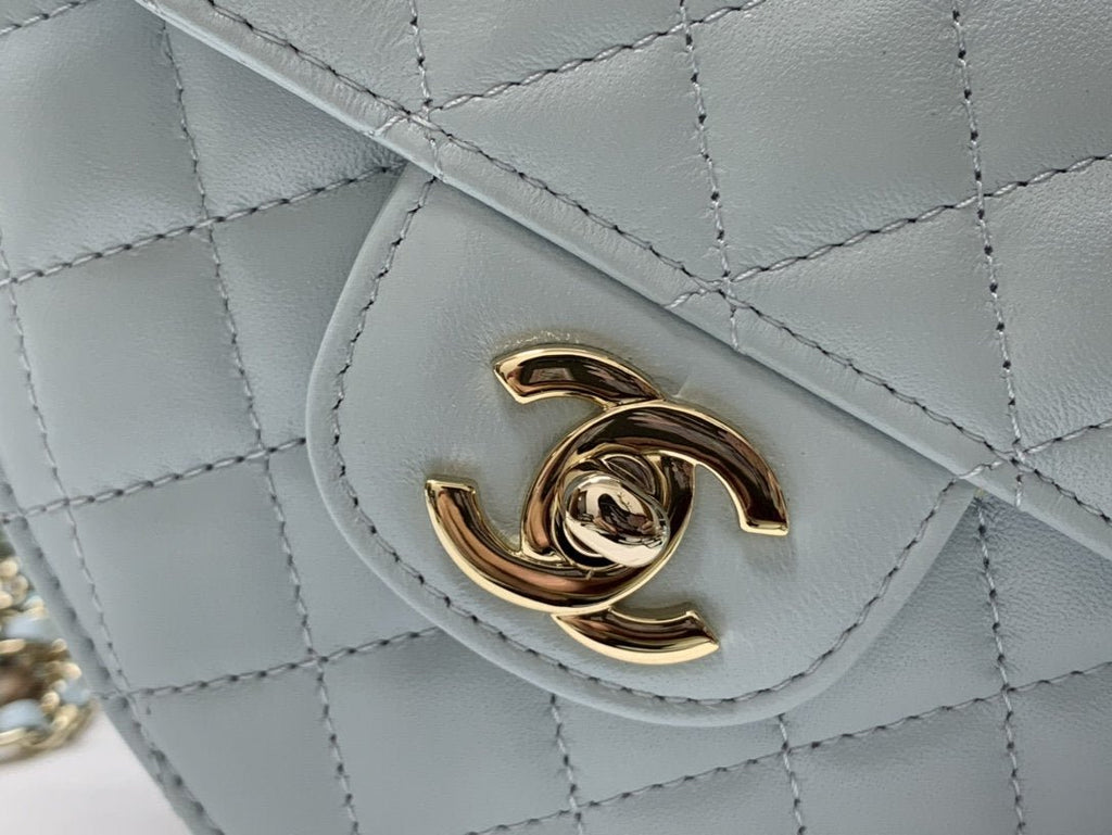 Chanel Mini Heartbag AS3191 16.5cm