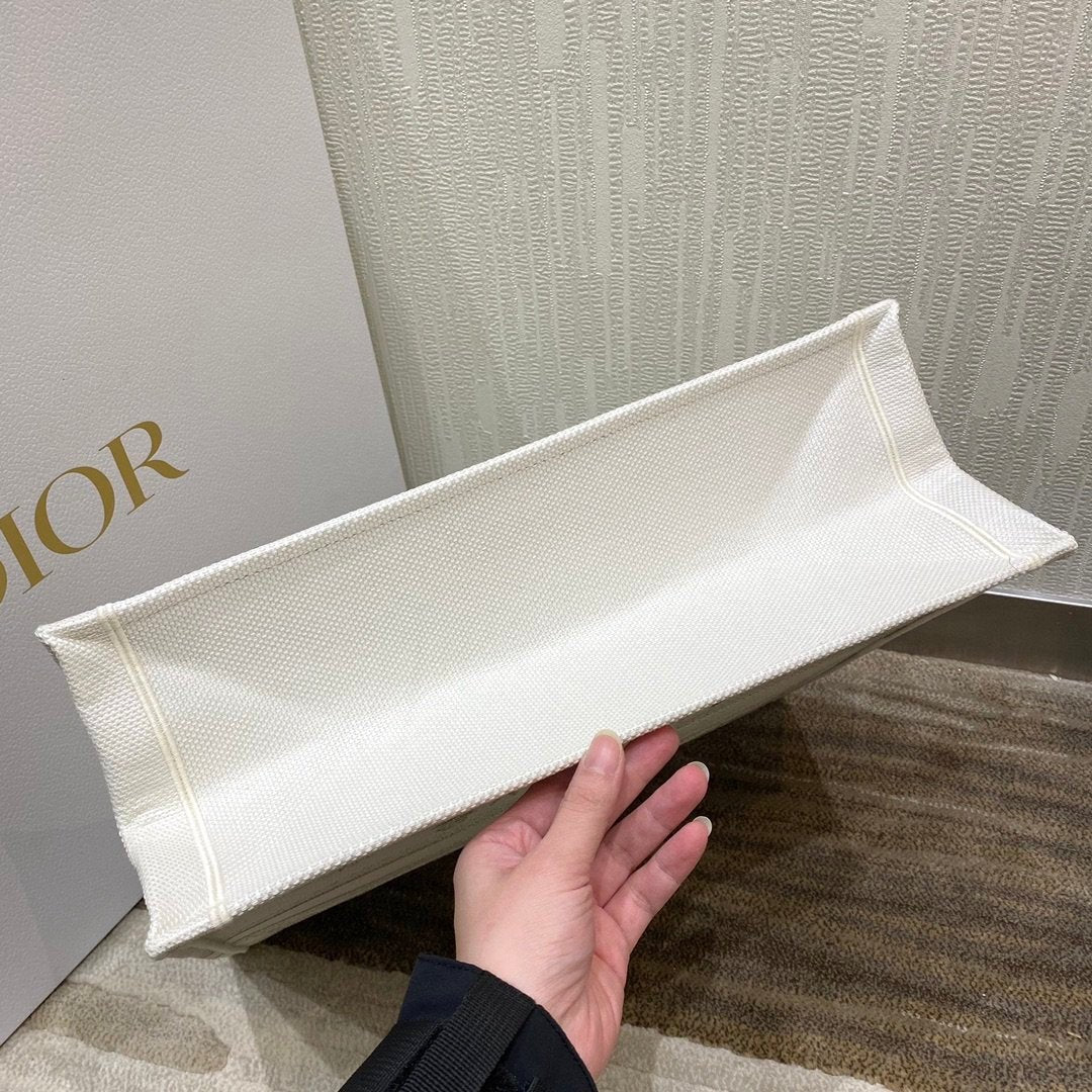 Christian Dior Medium Book Tote 42cm