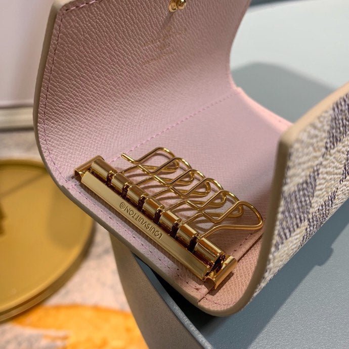 Louis Vuitton 6 Key Holder Damier 10cm Cream