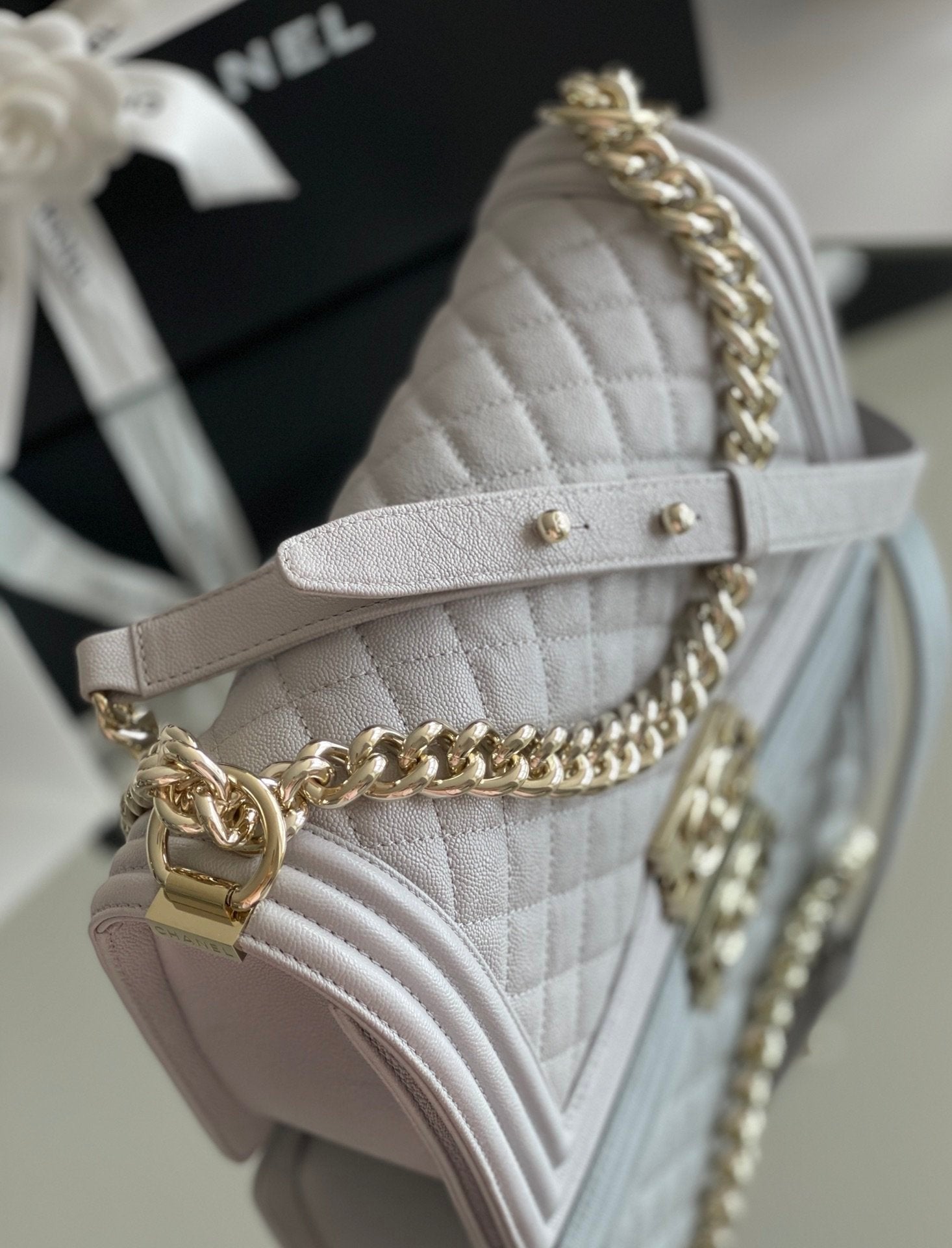 Chanel Medium Classic Flapbag 25cm Grey