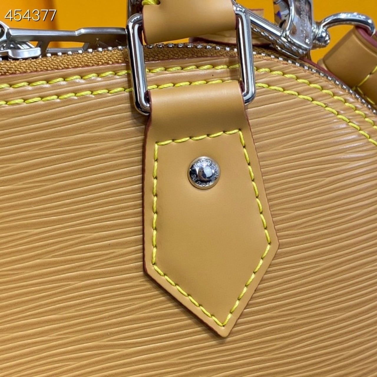 Louis Vuitton Alma BB Bag 24cm Epi Leather Spring/Summer Collection M57426 Gold Honey