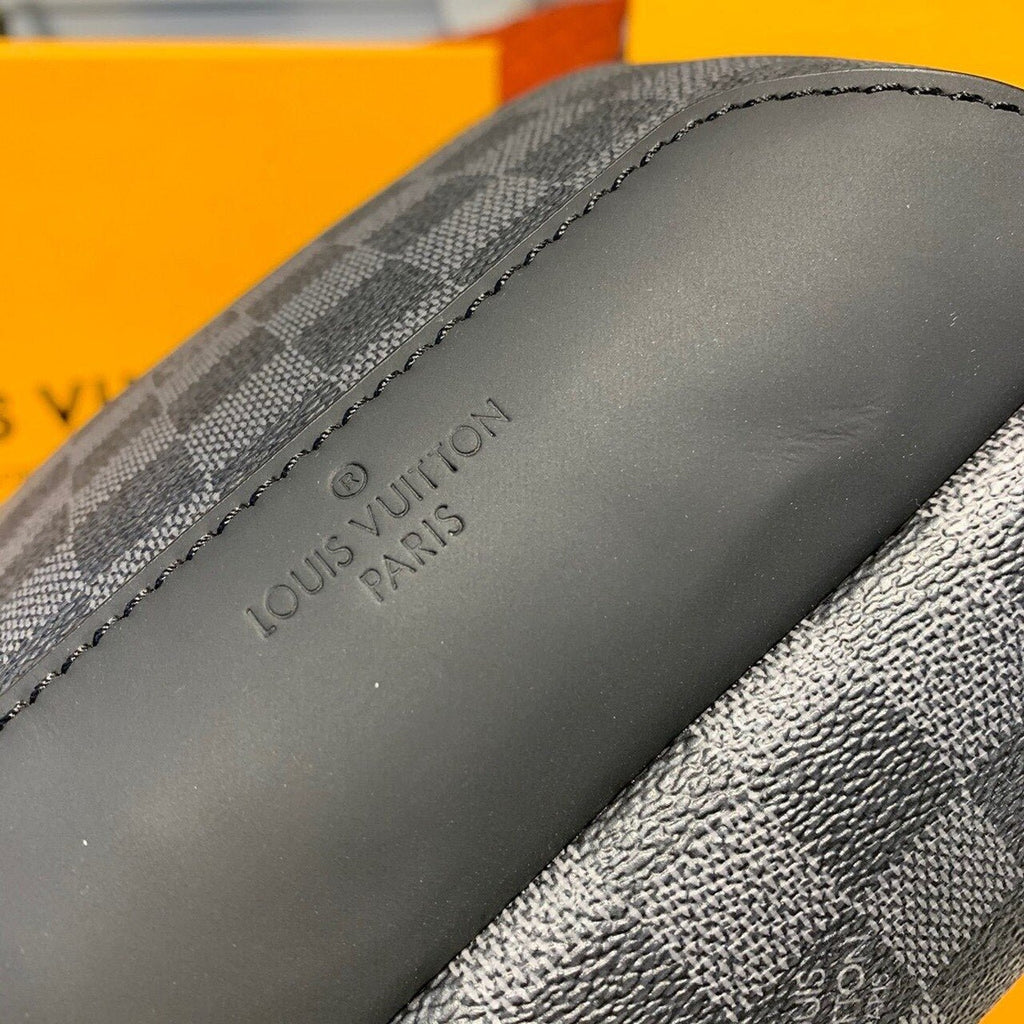 Louis Vuitton Avenue Sling Bag 32cm Damier Graphite Canvas Spring/Summer Collection M41719, Black