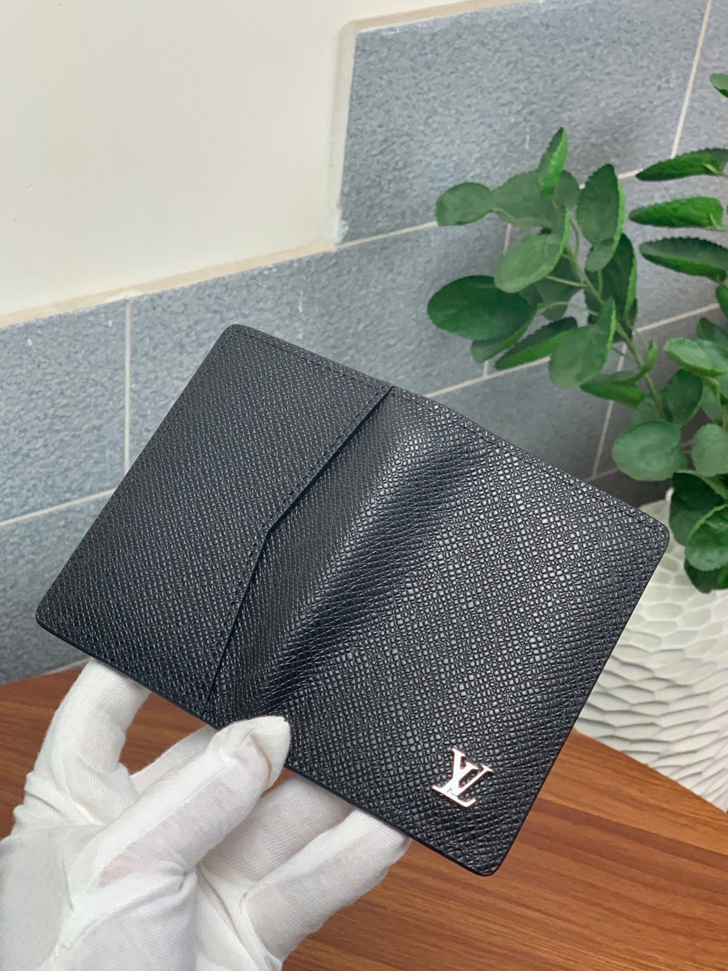 Louis Vuitton Pocket Organizer 11cm
