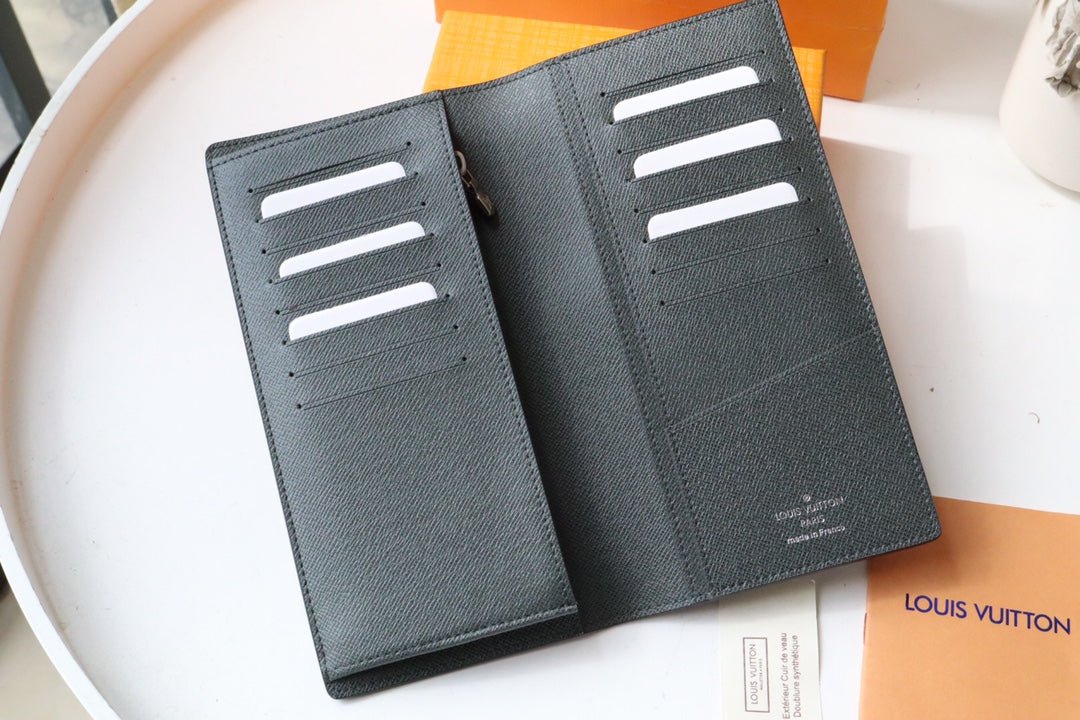 Louis Vuitton Multiple Wallet Damier 19cm