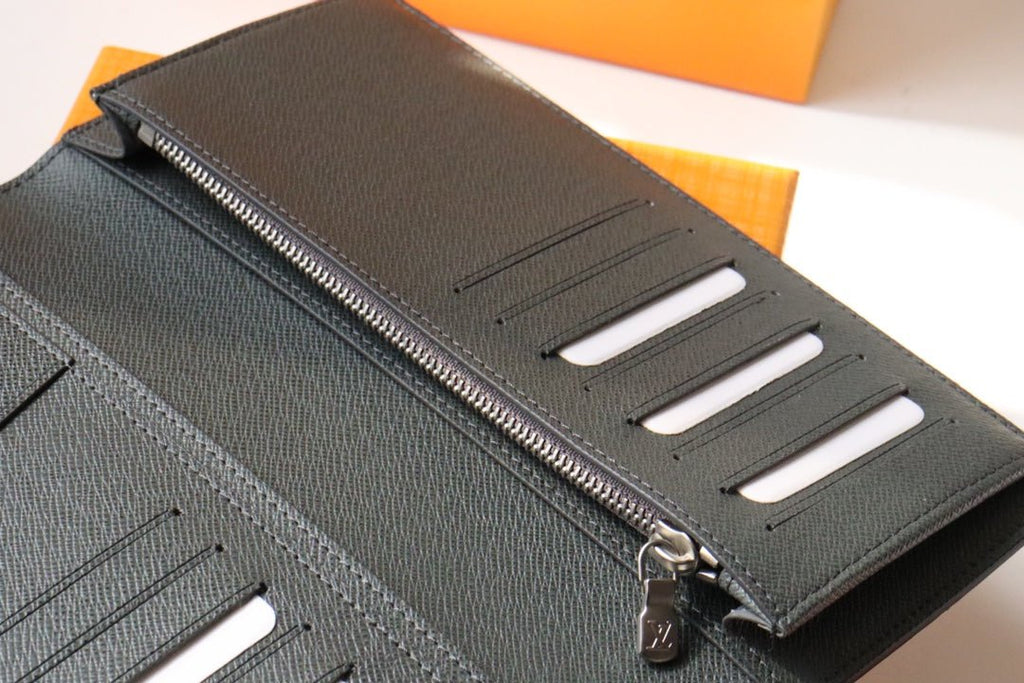 Louis Vuitton Multiple Wallet Damier 19cm