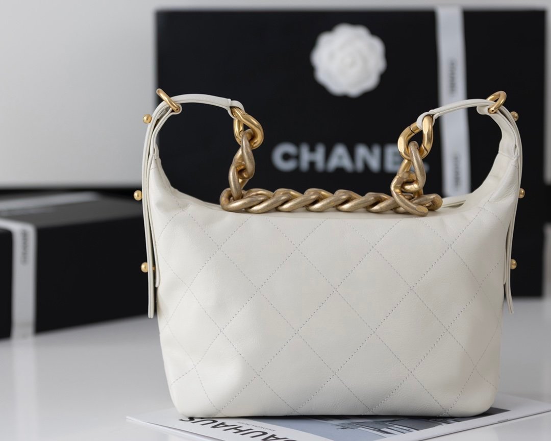 Chanel Hobo Handbag 28cm White