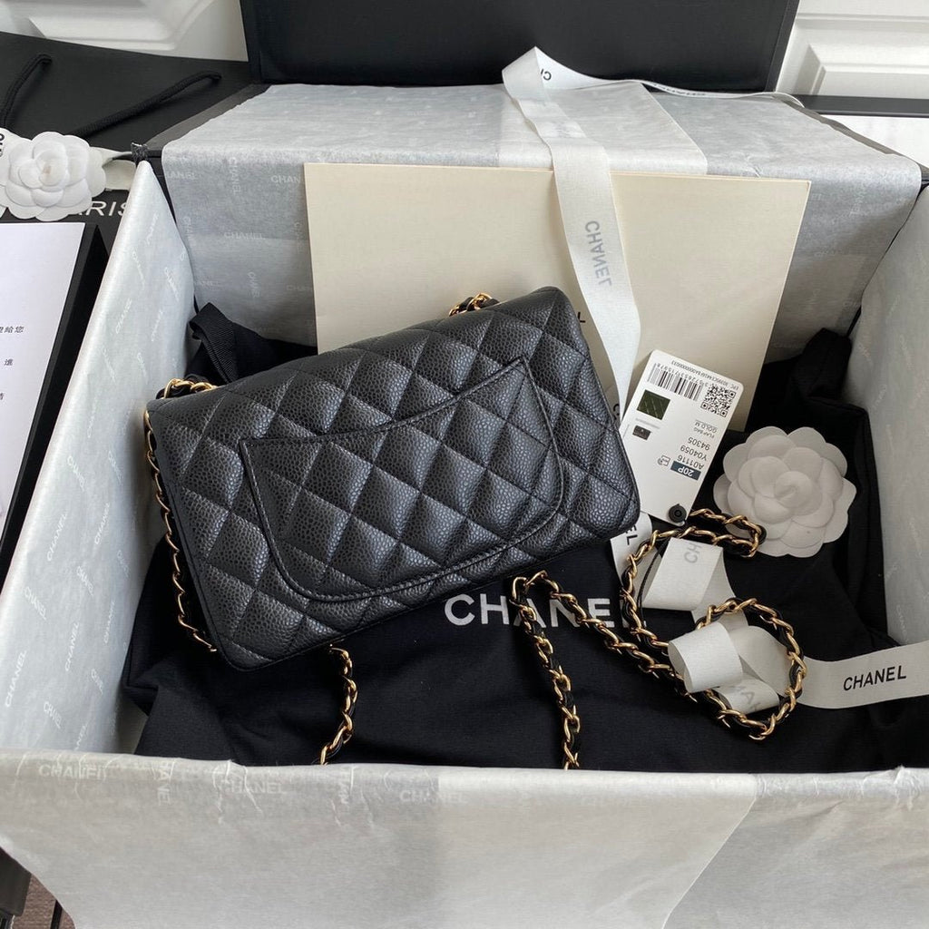 Chanel Mini Classic Flapbag 20cm Black