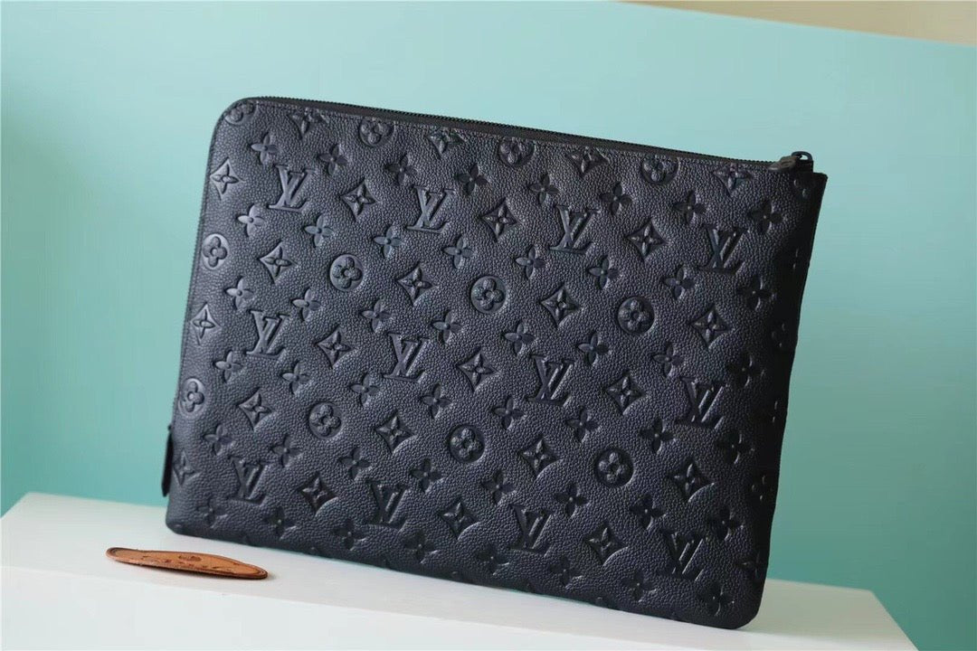 Louis Vuitton Etui De Voyage MM 34cm Black
