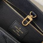 Louis Vuitton M45659 On The Go PM 25cm Black