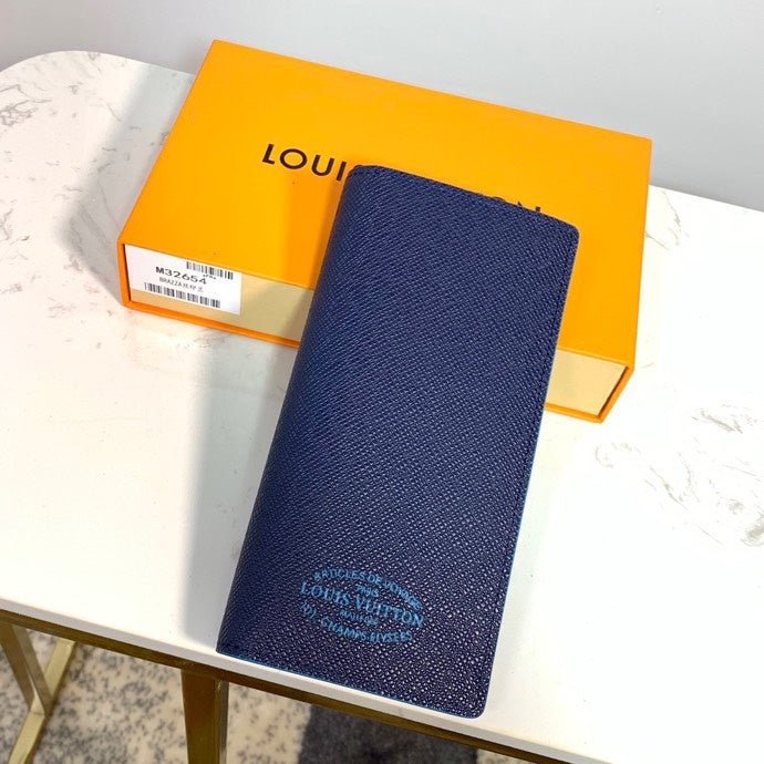 Louis Vuitton Wallet 19cm Blue