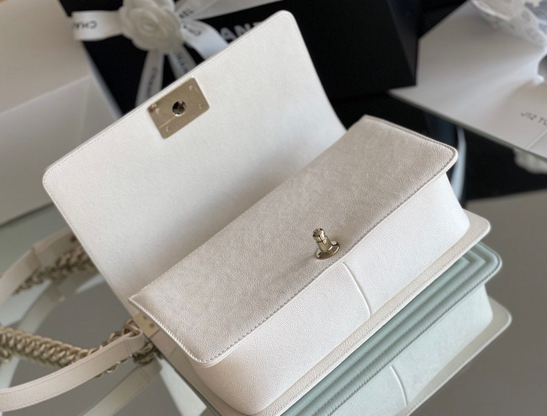 Chanel Medium Classic Flapbag 25cm White
