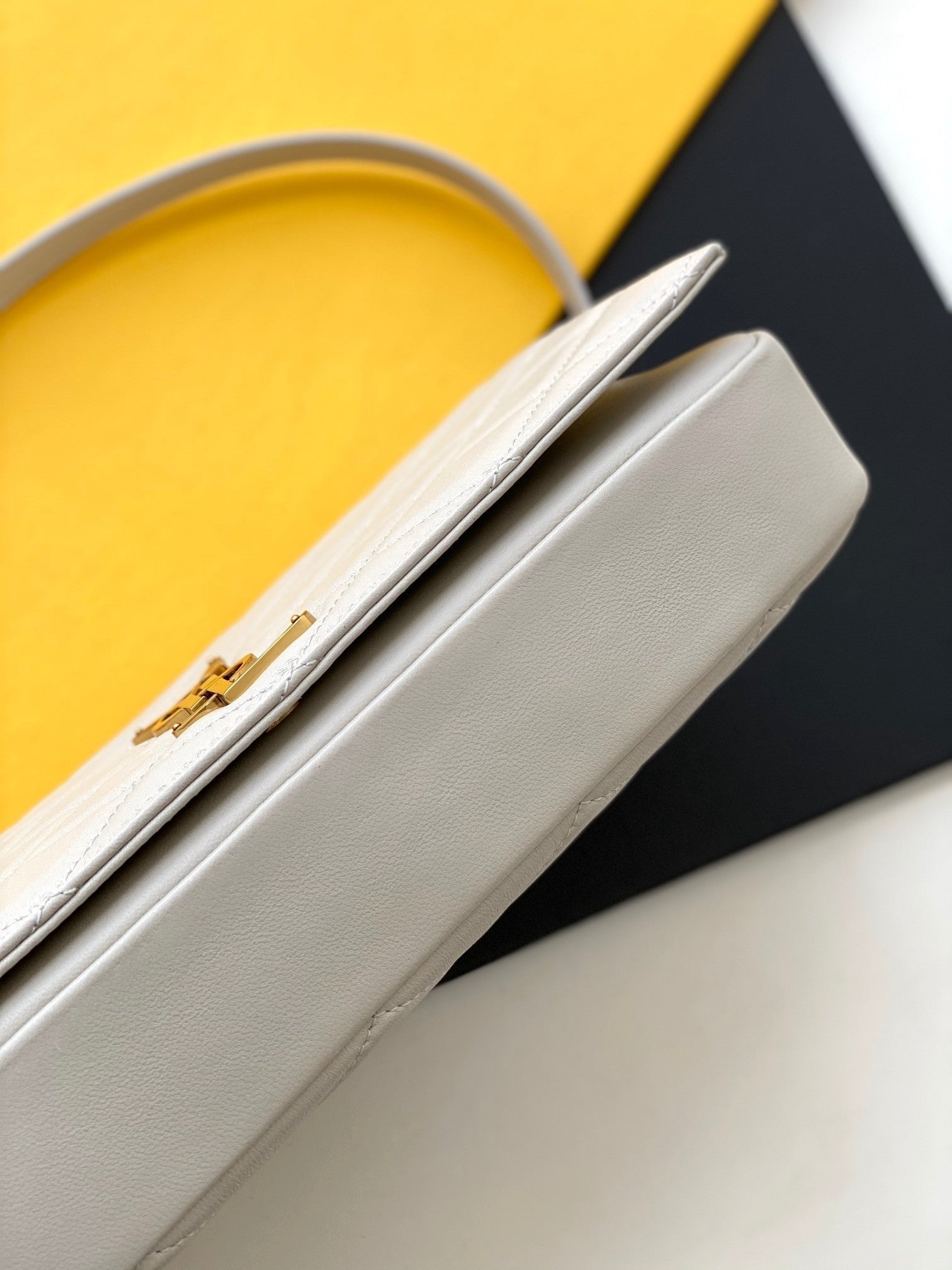 Saint Laurent Kate Supple 99 With Gold Hardware 26cm