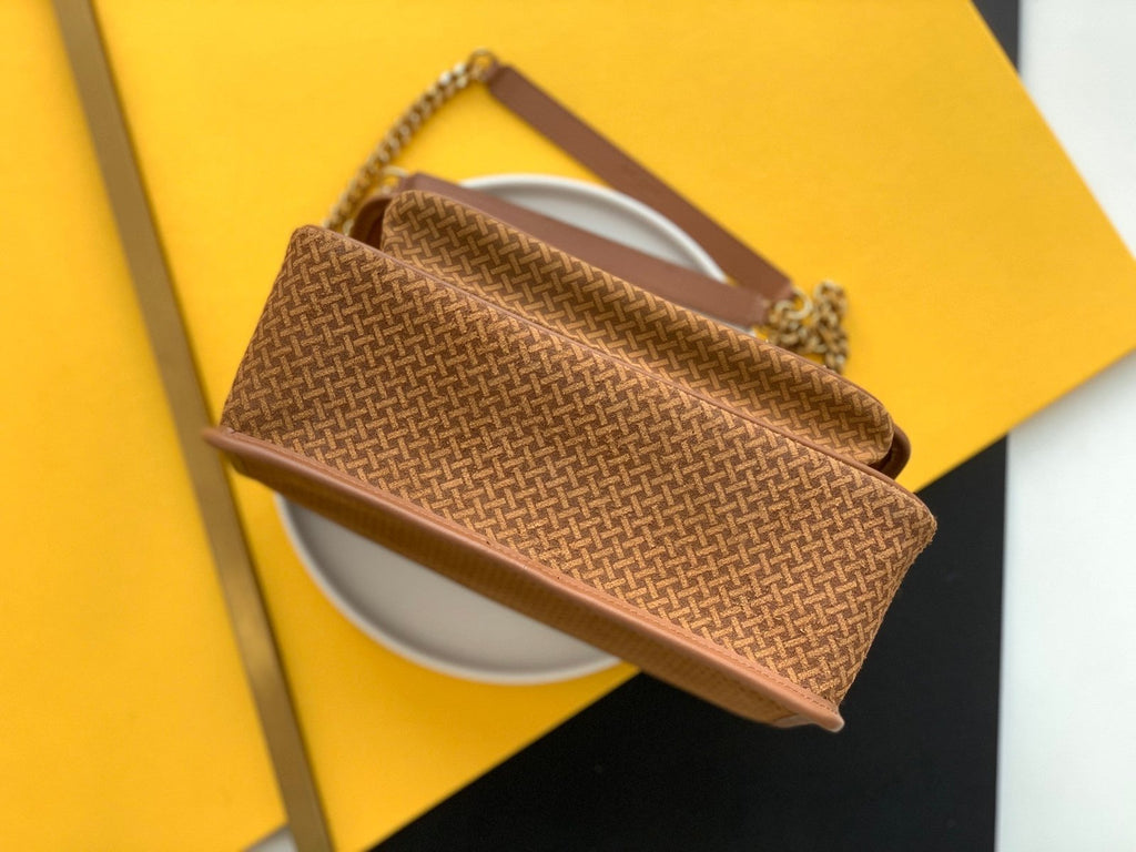 Saint Laurent Niki Medium Chain Bag With Gold Hardware 28cm
