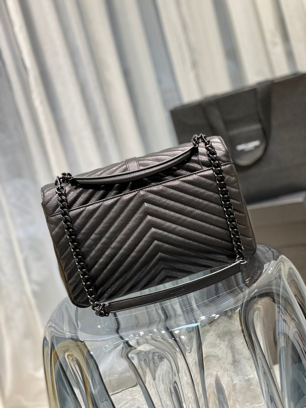 Saint Laurent College Large Chain Bag With Black Hardware 32cm