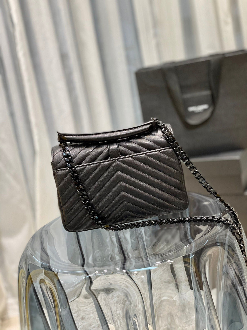 Saint Laurent College Medium Chain Bag With Black Hardware 24cm