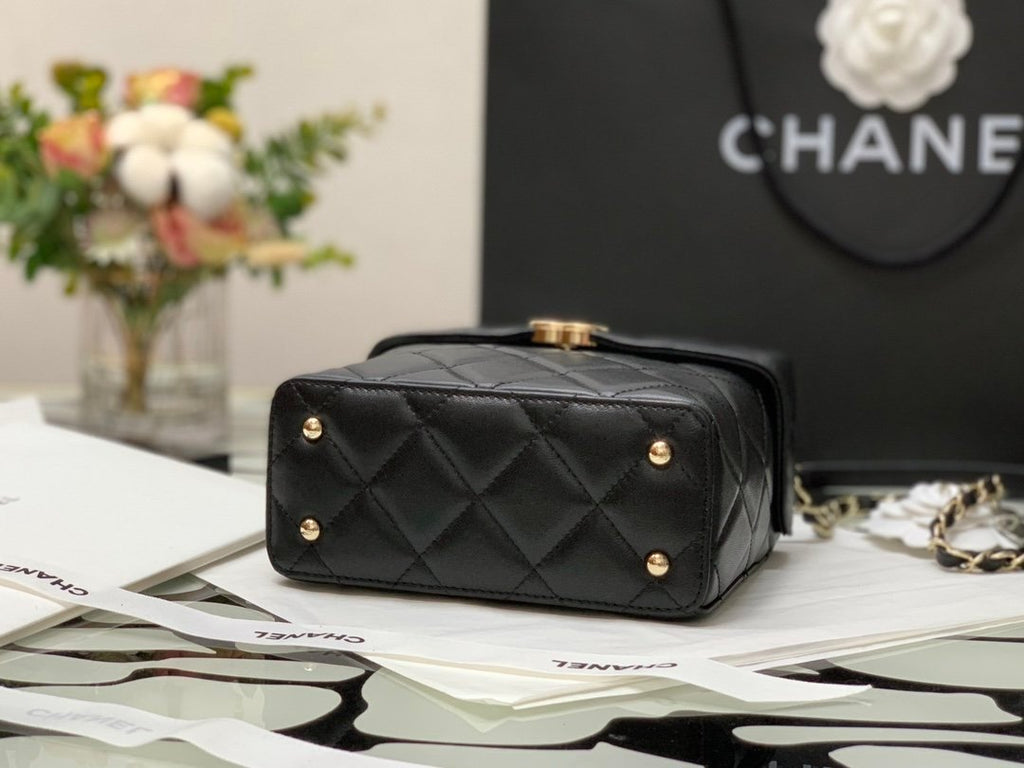 CO-CO Chanel Small Box Bag 15cm