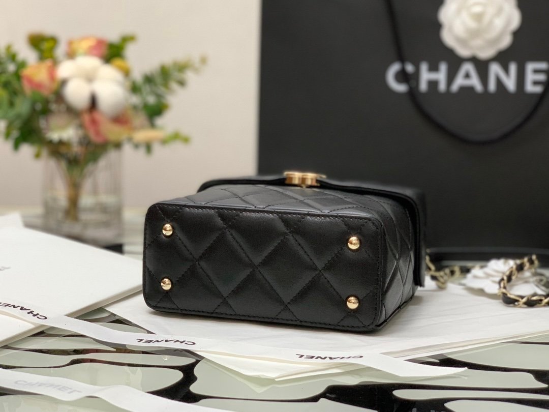 CO-CO Chanel Small Box Bag 15cm