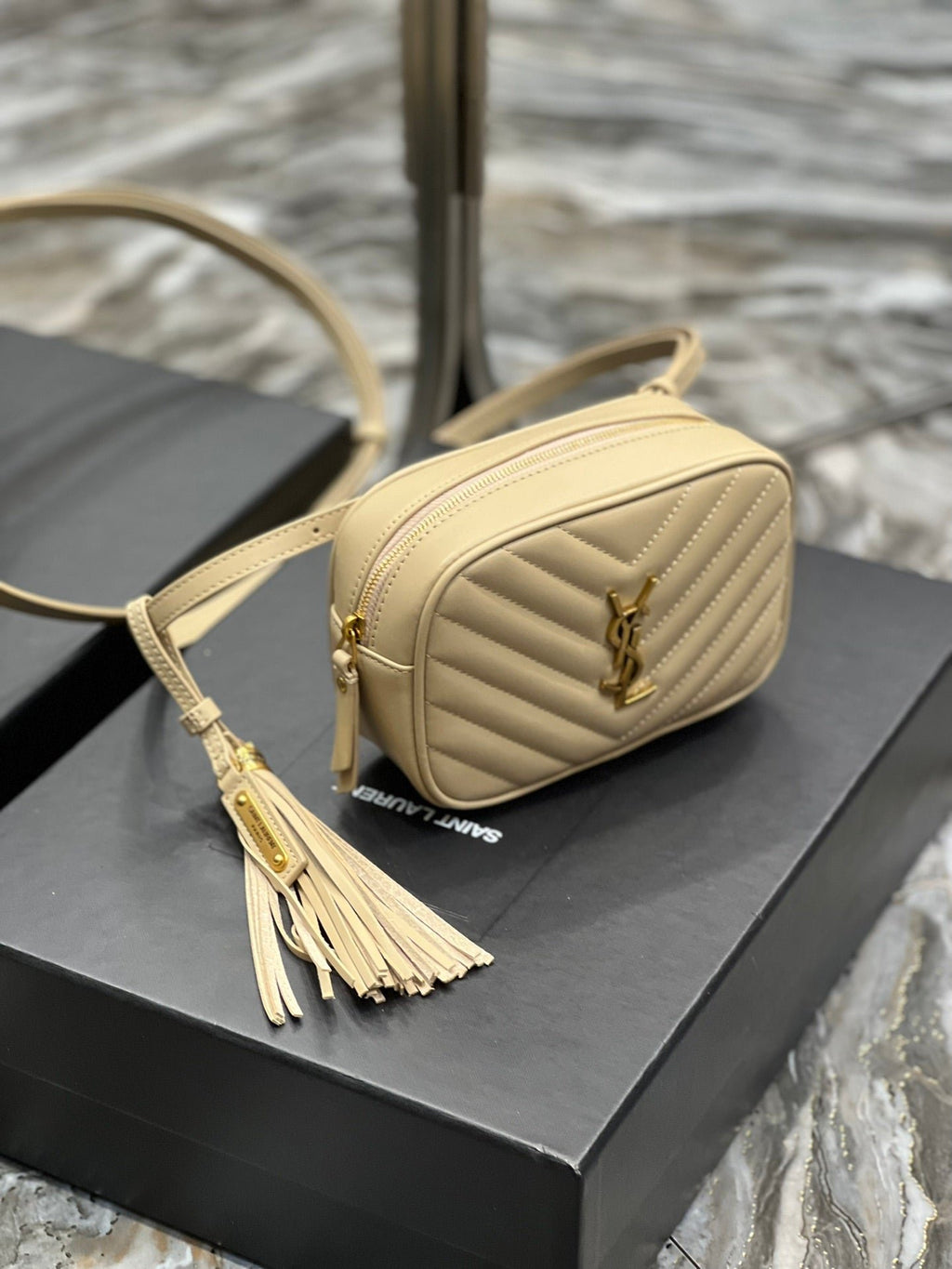 Saint Laurent Lou Belt Bag In Matelasse 15cm