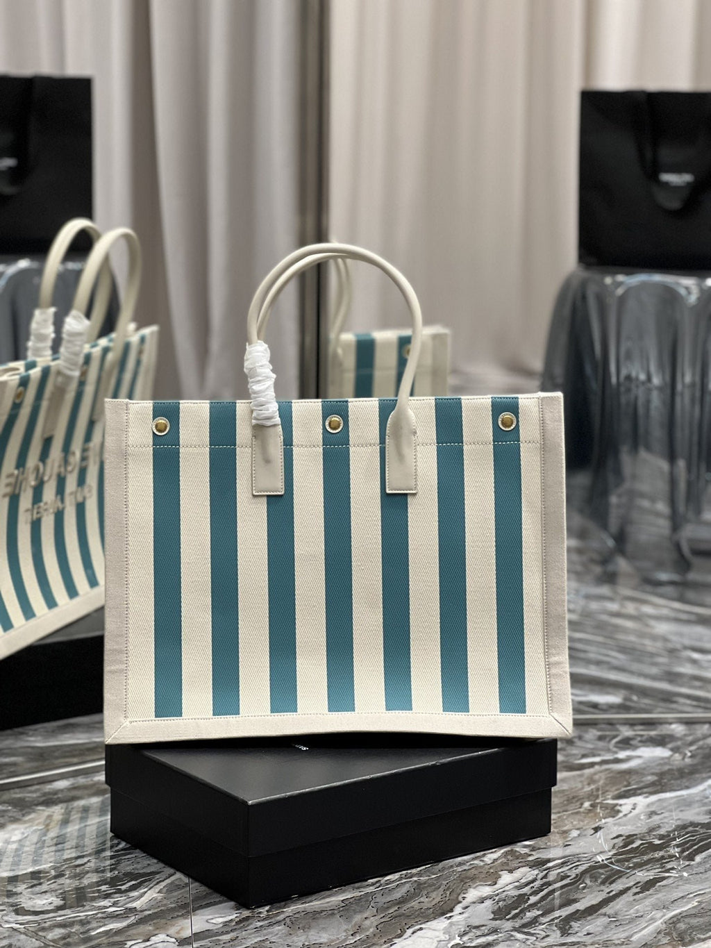 Saint Laurent Rive Gauche Tote Bag 48cm