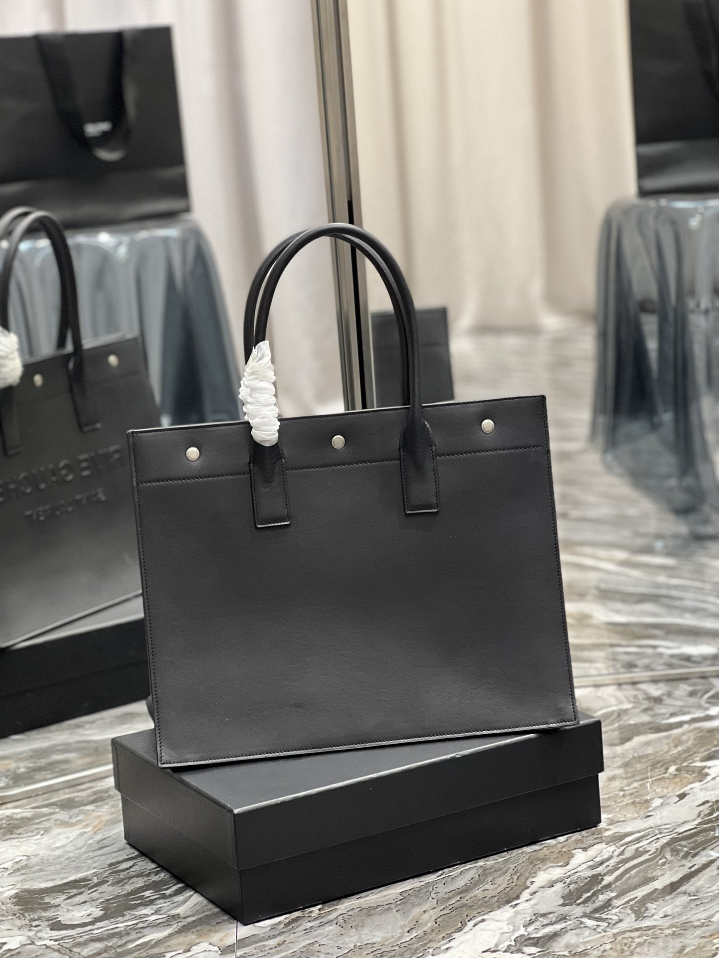 Saint Laurent Rive Gauche Tote Bag 39cm