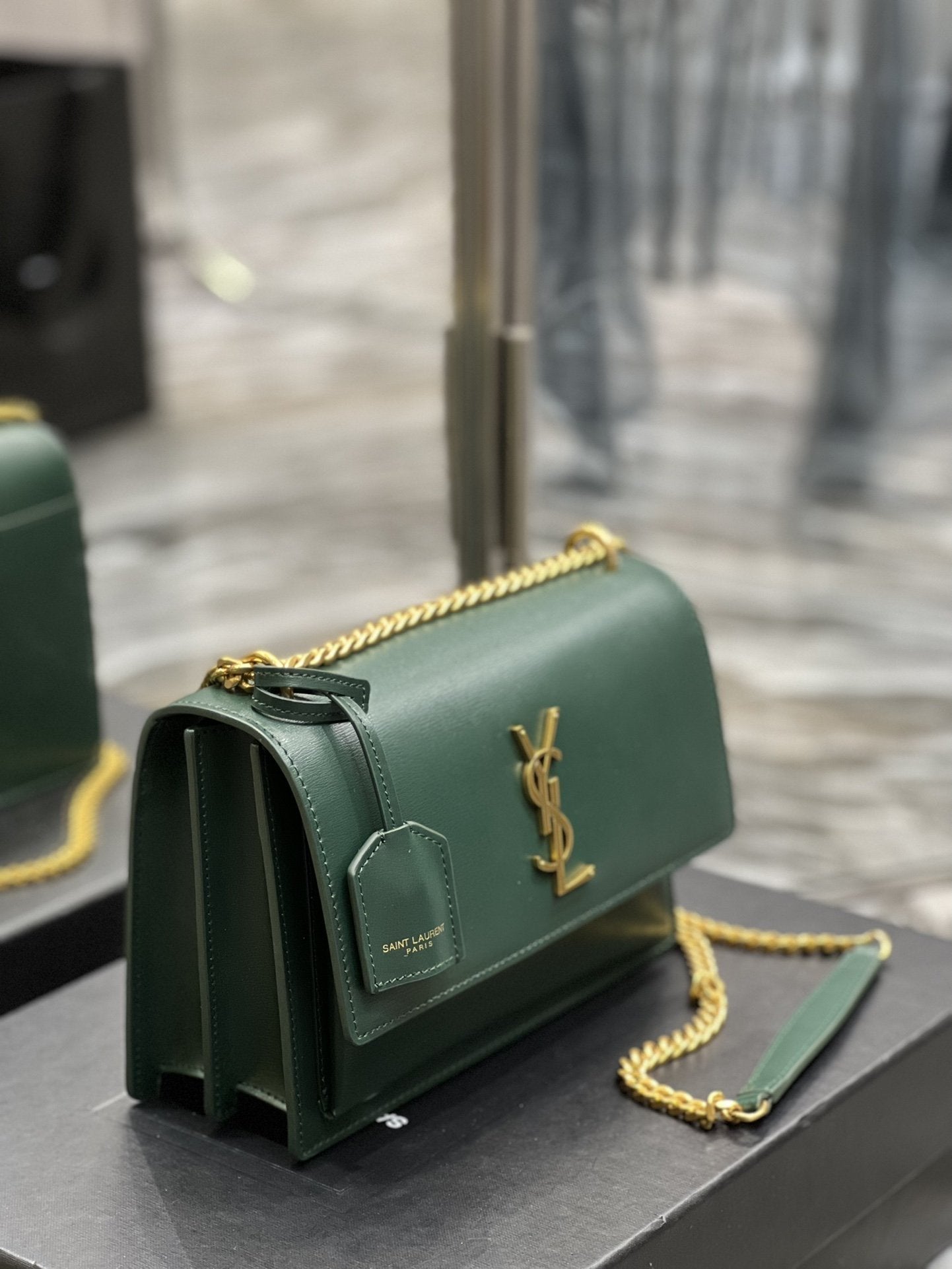 Saint Laurent Sunset Medium Chain Bag 22cm